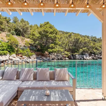 La Bleue Secluded Hvar House * Zastrazisce