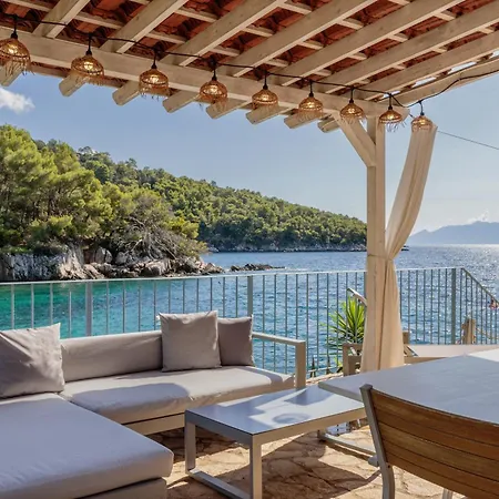 Villa La Bleue Secluded Hvar House