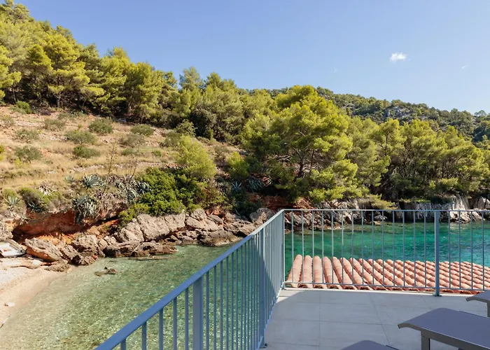 La Bleue Secluded Hvar House Вилла